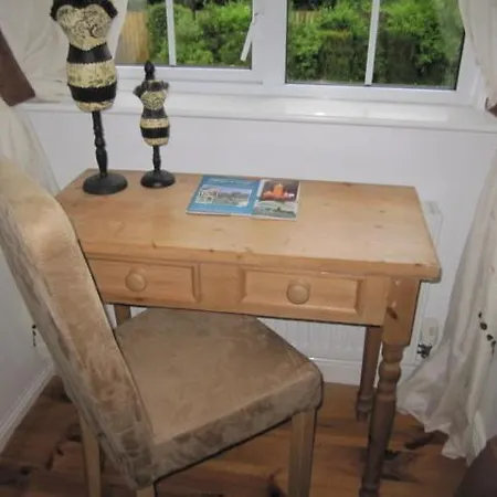 Abbeyvale House Bed and breakfast 4*