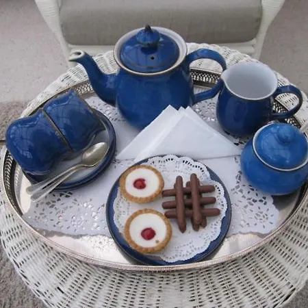 Abbeyvale House Bed and breakfast 4*