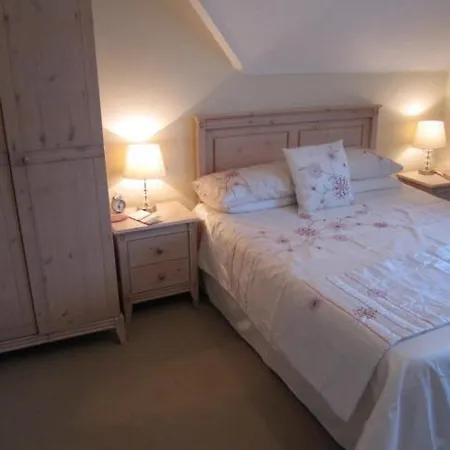 Abbeyvale House Holycross